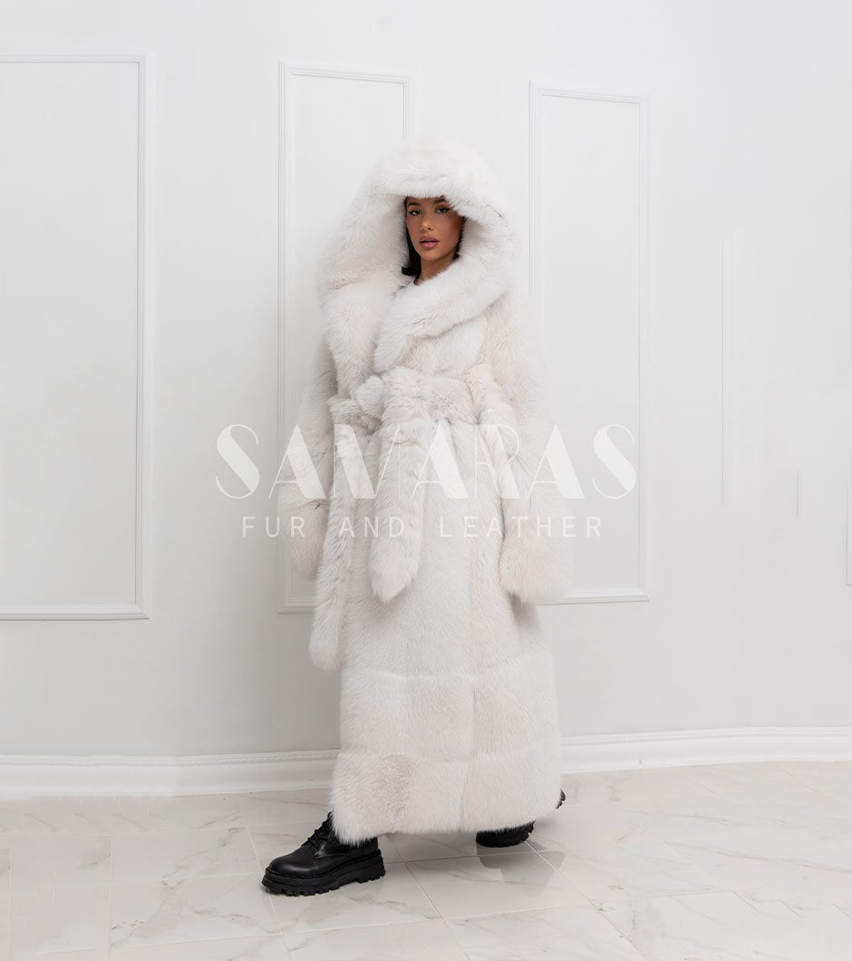 Luxury Scandinavian White Fox Long Coat With Lavish Double Sided