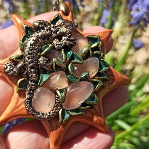 The Necklace Amulet “Lizard and Rose Quartz.” on the Octogram.//Protection//Amulet /Talisman/Wealth/Success/Love/Charms/Unique/Birthstone