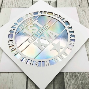 Gepersonaliseerde 1e verjaardagskaart meisje Aangepaste 1e verjaardagskaart voor jongen 1e wenskaart Papercut 1e verjaardagskaart Lasercut 1e verjaardagscadeau