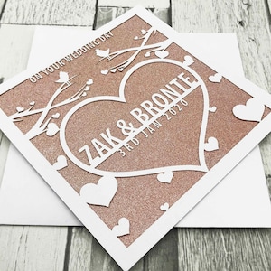 パーソナライズされたウェディングカード お祝い パーソナライズされたペーパーカット 結婚式の日 新婚夫婦のためのグリーティングカード 結婚記念日カード