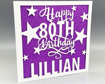 Tarjeta personalizada de 80 cumpleaños con incrustaciones de purpurina recortada en papel