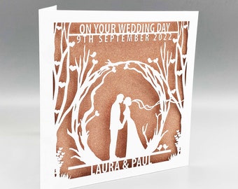 Carte de mariage personnalisée Félicitations, carte de voeux personnalisée pour le jour du mariage, découpée dans du papier, pour les jeunes mariés, carte d'anniversaire de mariage