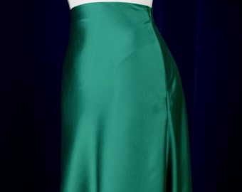 Jupe slip inspirée des années 30 en satin vert émeraude épais, réalisée sur commande tailles US 0 à 30