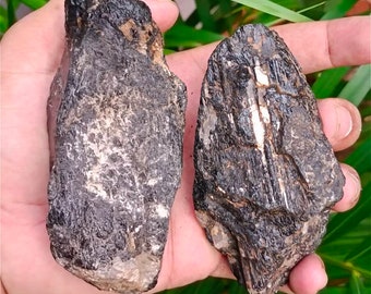 1 kg de turmalina negra natural en bruto: varillas de cristal en bruto (piezas de 90-120 mm)