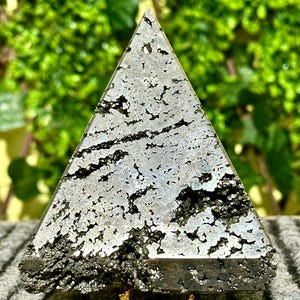 AAA+ 120MM Pyrite Healing Crystal Stone Pyramid ~ Handmade Pyramid for Home Office Table Decor | Natural Healing Chakra Mediation Pyramid