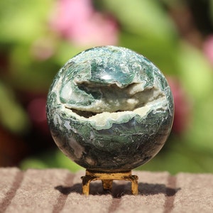 Natural 80MM Green Moss Agate Sphere Stone Healing Quartz Power Cluster Geode Cave Meditation Sphere Ball