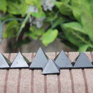 Set of 7-Piece Natural Black Tourmaline Pyramid | Healing Charged Clear Crystal Power | Physical Meditation | Pyramid