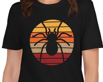 Tarantula Vintage Retro Sunset Unisex T-Shirt - spider gift, arachnid shirt, tarantulas shirt, spider lover, boys spider shirt, bugs, insect