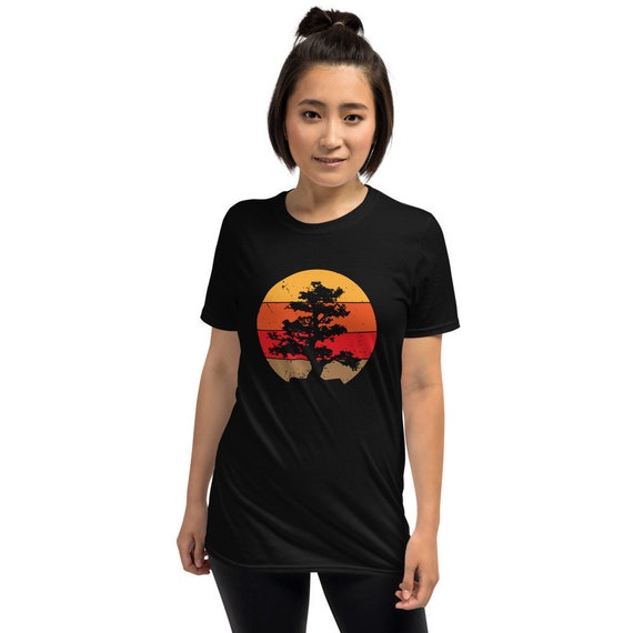 Vintage Bonsai Tree Retro Zen Old School Sun T-Shirt Vintage Bonsai Tree Retro Zen Old School Sun T-Shirt