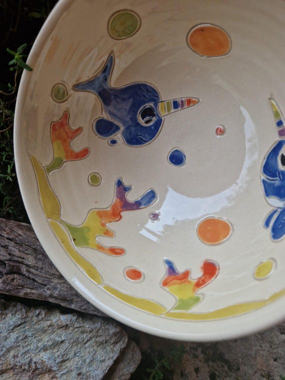 Ciotola di ceramica con narvalo, balena, unicorno della ciotola di