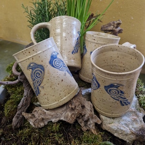 Chope à bière en céramique, corbeaux d'Odin, Celtes, Moyen Âge, GN, ornement 0,5 l