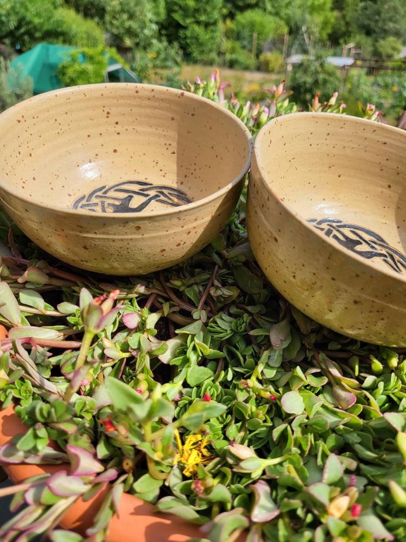 Pottery bowl, cereal bowl with Celtic knot, tree of life, Yggdrasil approx. 500ml image 4