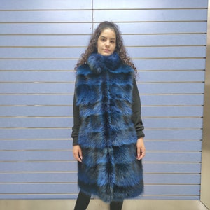 Cuadra Blue Casual Fashion Perforated Rabbit Fur Vest for Women M / Blue