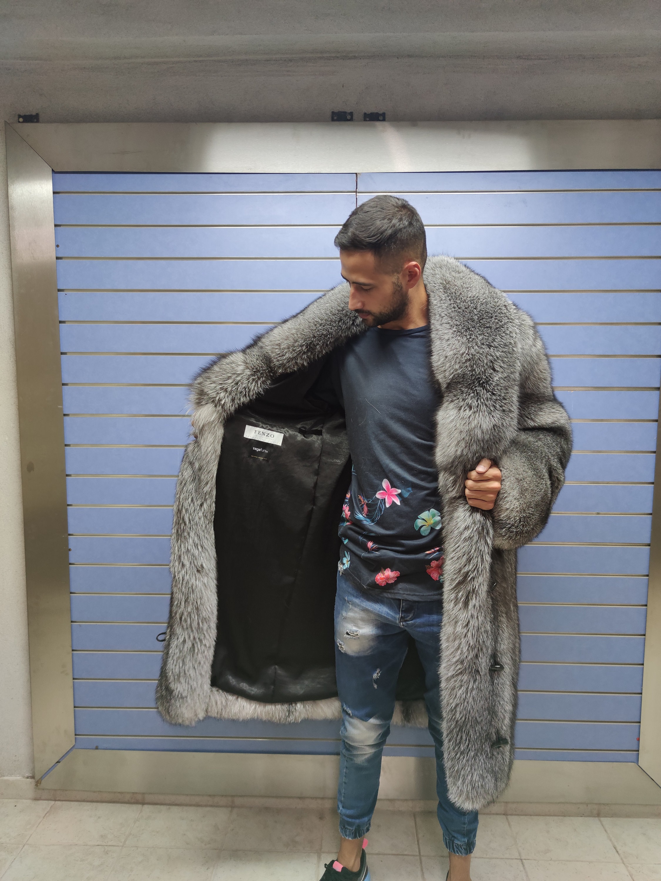 高級フルスキン ブルーフロストフォックスファー メンズコート リアル