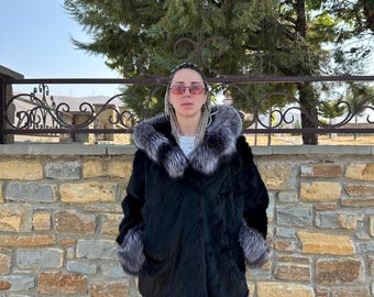 ブラックミンクファーシェブロンケープ - コペンハーゲンファー - Etsy