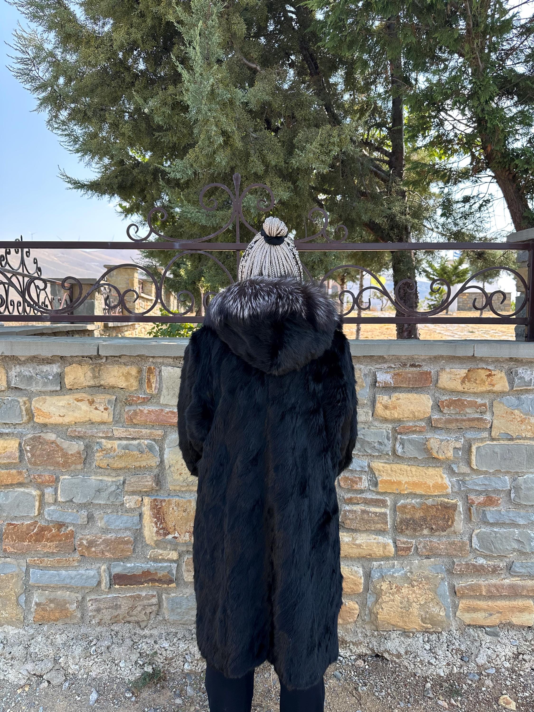 イタリア製 ミンク毛皮ファー 創られた フォックス毛皮トリムのフード