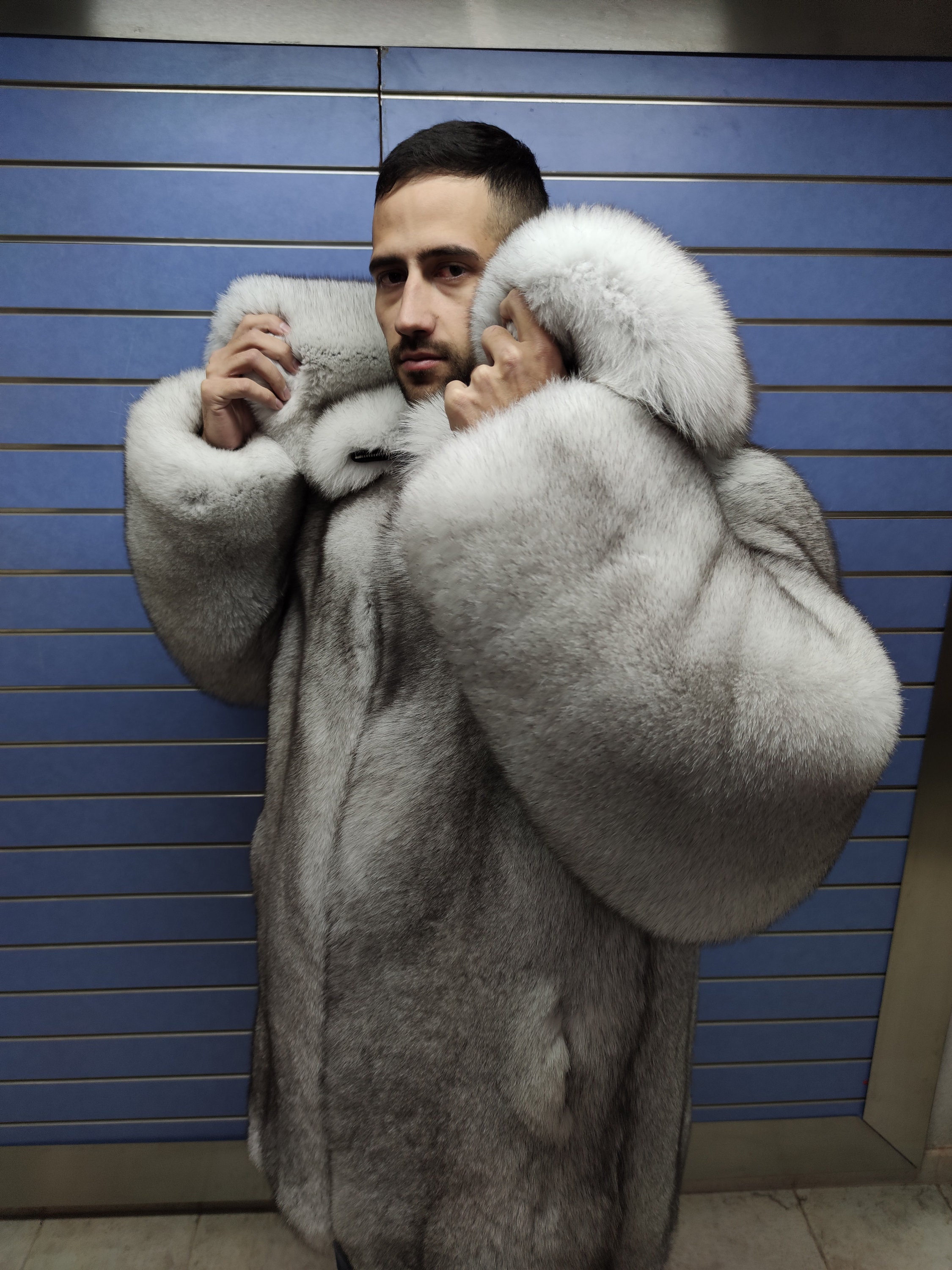 Luxury Full Skin Doublesided Blue Fox Fur Mens Coat Real Fur Luxury Full Skin Doublesided Blue Fox Fur Mens Coat Real Fur