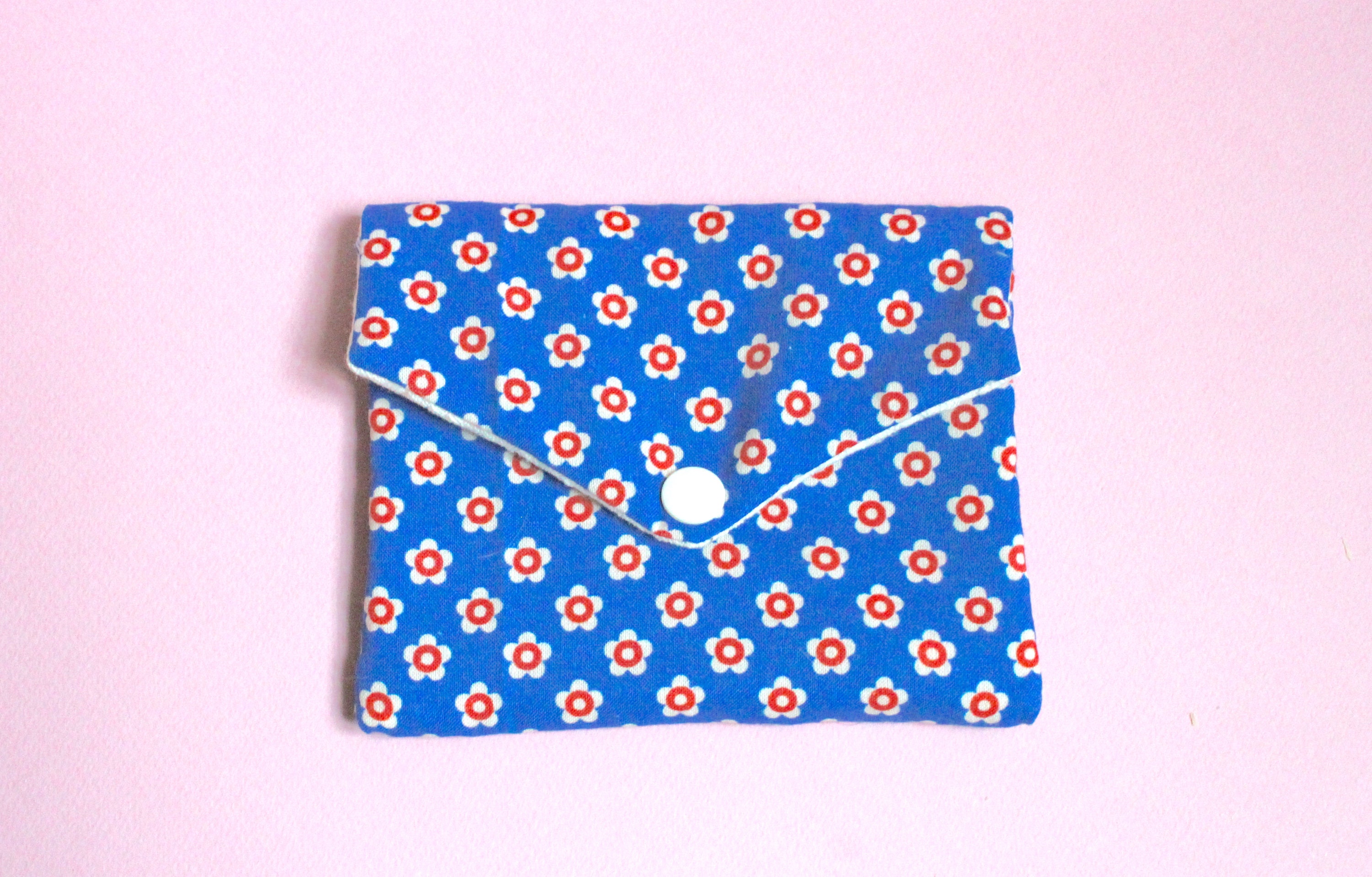 Pochette à Savon ou Mouchoir, Fleurs Rouges et Bleues Vintage, Zéro Déchet