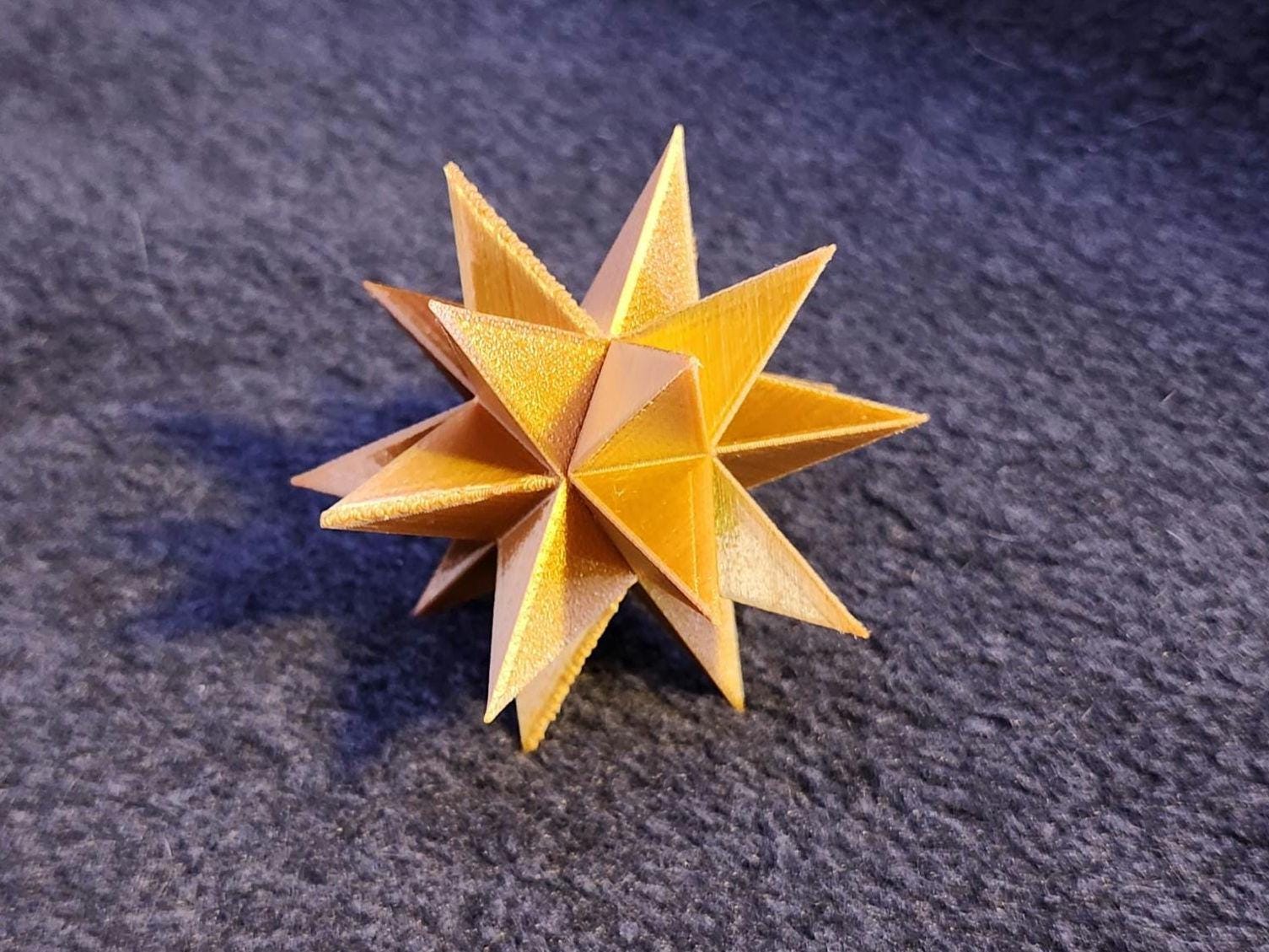 3Dプリントされた「大星型十二面体」多面体星型 - Etsy 日本