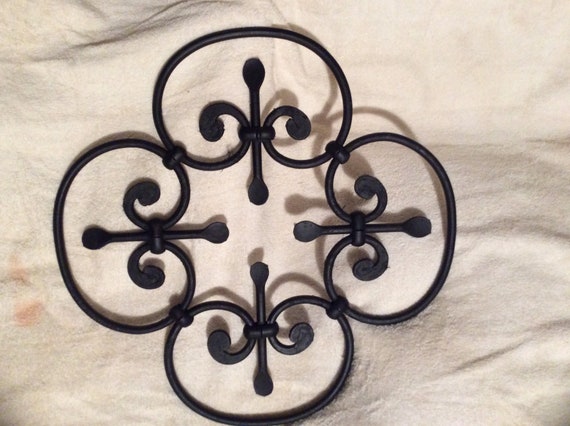 Rosette Or Medallion 17 Diameter Exterior Wall Decor Etsy