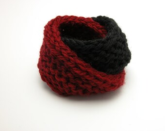 Double Mobius Bracelet in Vintage Burgundy & Black Wool