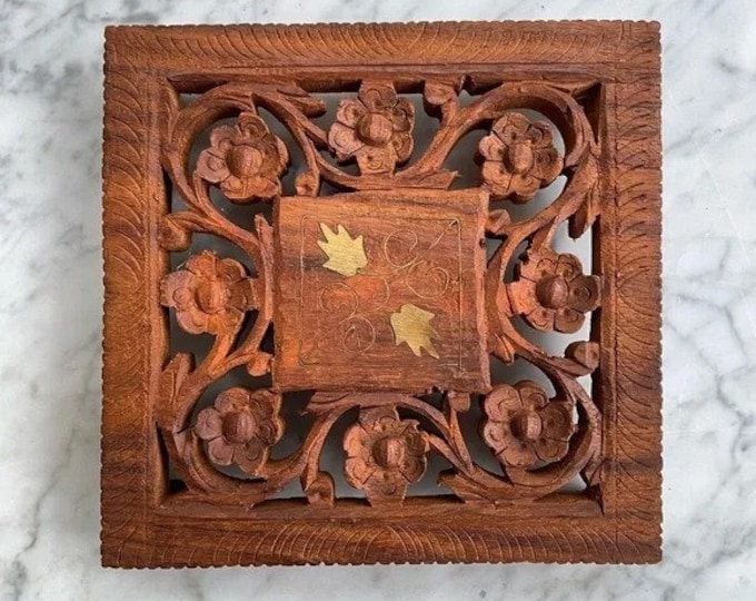 Vintage | Carved India Wood Trivet