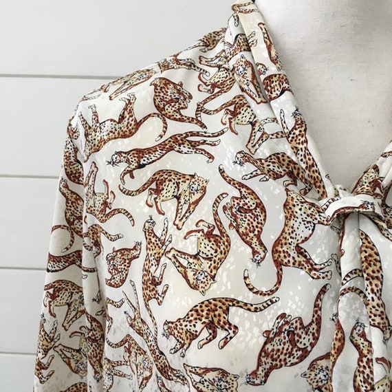 Vintage 1990s | Novelty Leopard Blouse - image 3