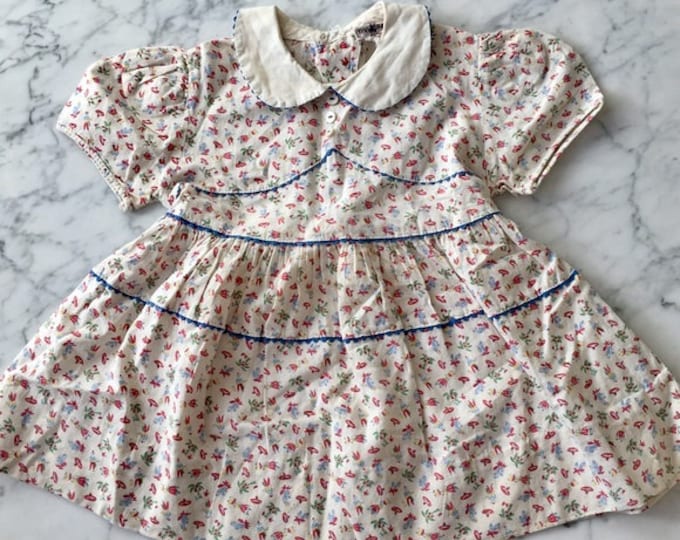 Vintage 1940s | Novelty Print Peter Pan Collar Dress