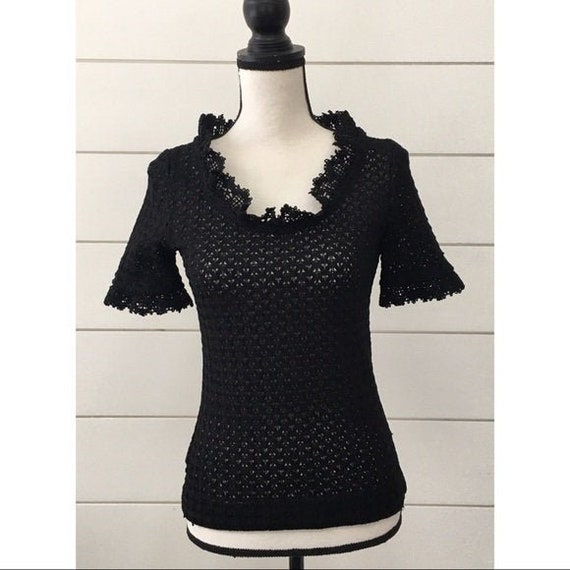 Vintage 1960s | Crochet Ruffle Collar Top - image 1