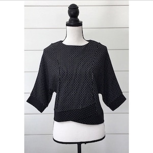 Vintage 1980s | Dolman Batwing Sleeved Striped Blouse