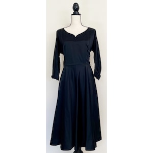 Vintage 1950s | Satin Sweetheart Fit & Flare Dress