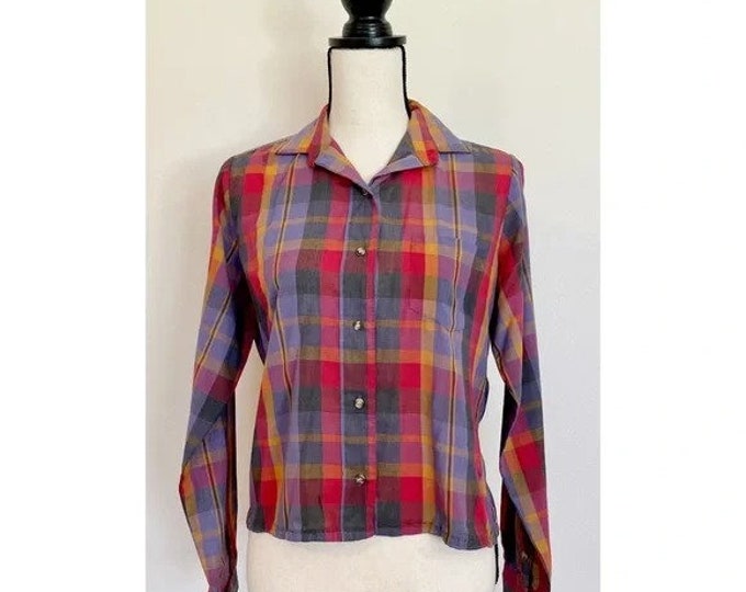Vintage 1970s | Lee Plaid Cropped Button Down Shirt