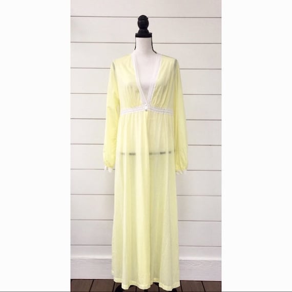 Vintage 1960s | Lemondrop Full l-length Sheer Robe - image 1