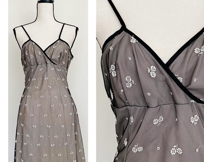 Vintage 1990s | Mesh Embroidered Floral Babydoll Mini Dress
