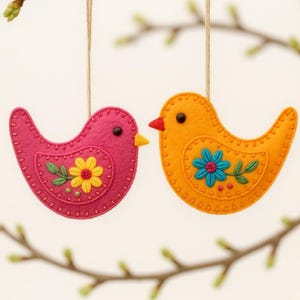 Easy Bird Felt Ornament Sewing Pattern PDF & SVG – DIY craft Felt Birds Sewing Pattern for Beginners – Embroidery Decor - Felt animals