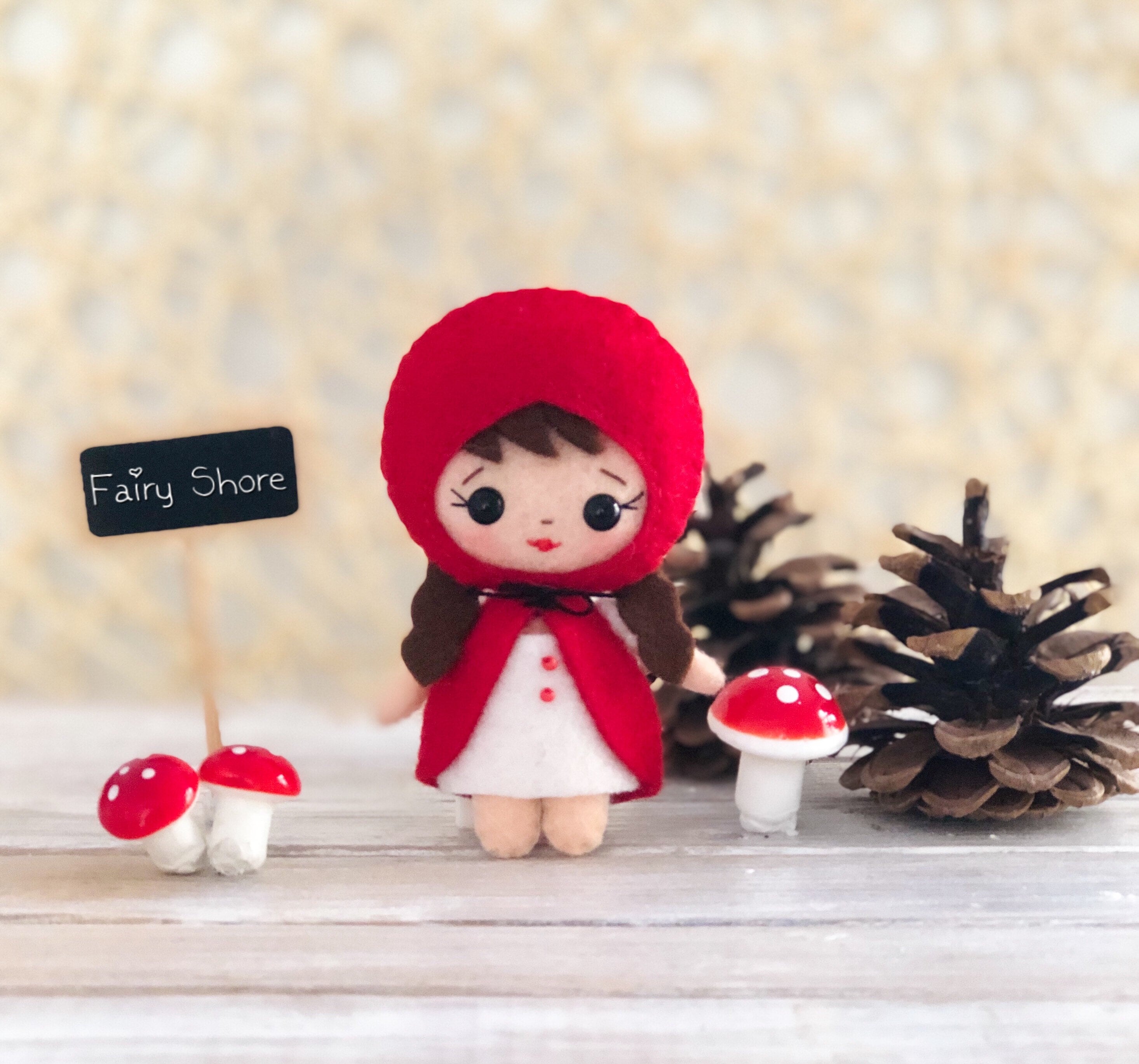 赤ずきん フェルト人形 手作り 赤ずきんちゃんのフェルト人形の縫製パターン：DIY童話人形（PDF SVG