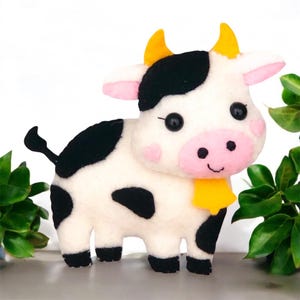 Felt Cow PDF SVG hand Sewing Pattern, Easy DIY Farm Animal, Cute Felt Cow Ornament, Cricut Friendly, Felt Animal Pattern for Kids, nursery
