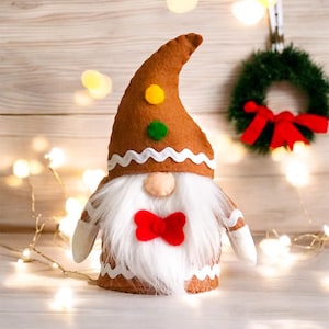 Christmas Gingerbread Gnome Felt ornament hand Sewing Pattern – PDF & SVG DIY Winter holiday home Decor, Cricut, easy toy, Beginner Project