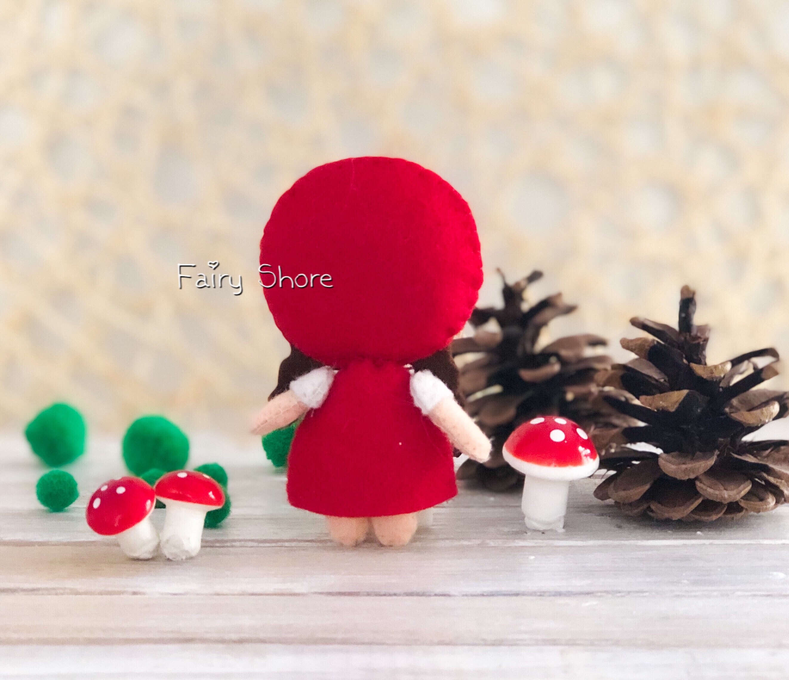 赤ずきんちゃんのフェルト人形の縫製パターン：DIY童話人形（PDF SVG