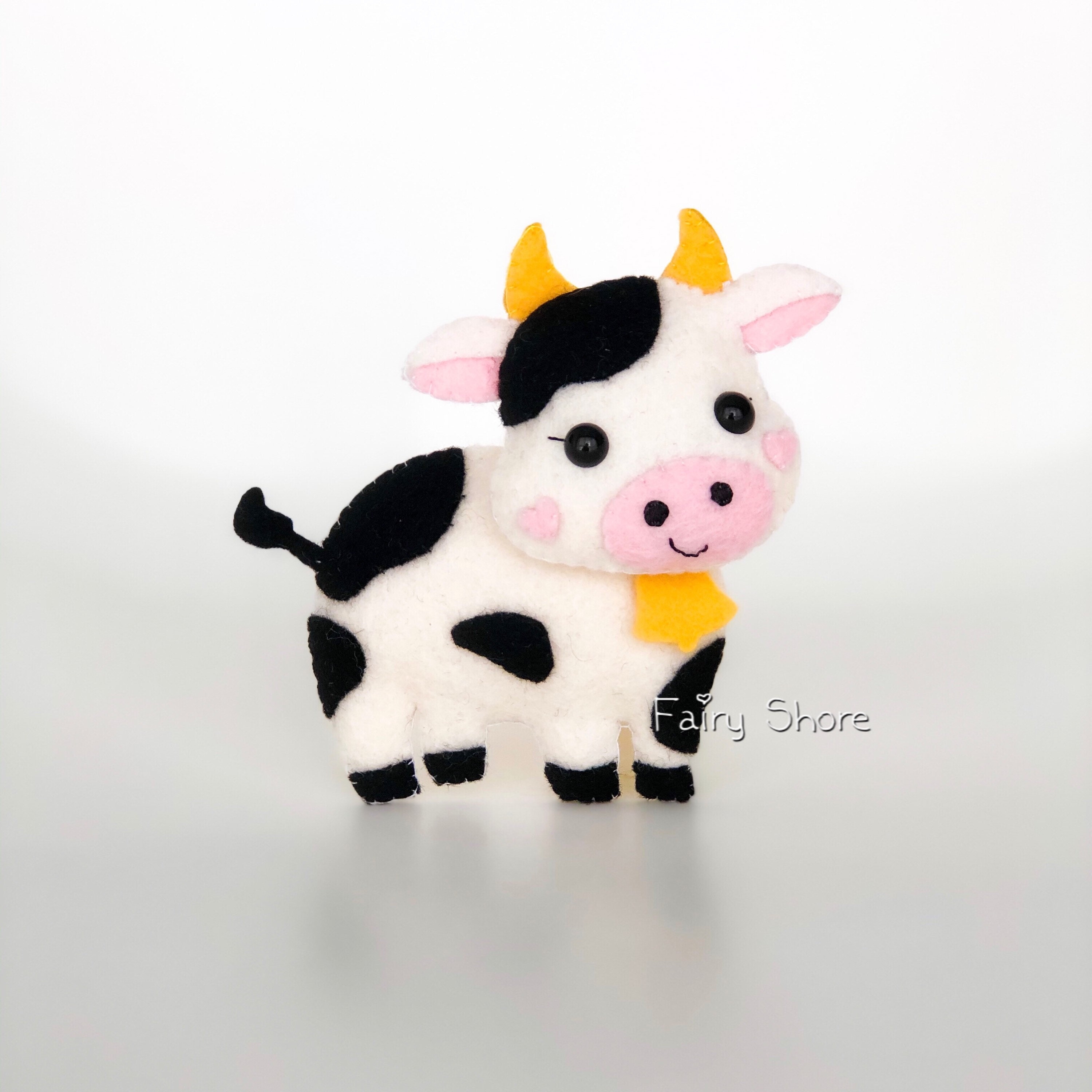Felt cow PDF SVG pattern Easy felt animal DIY felt cow. Etsy France