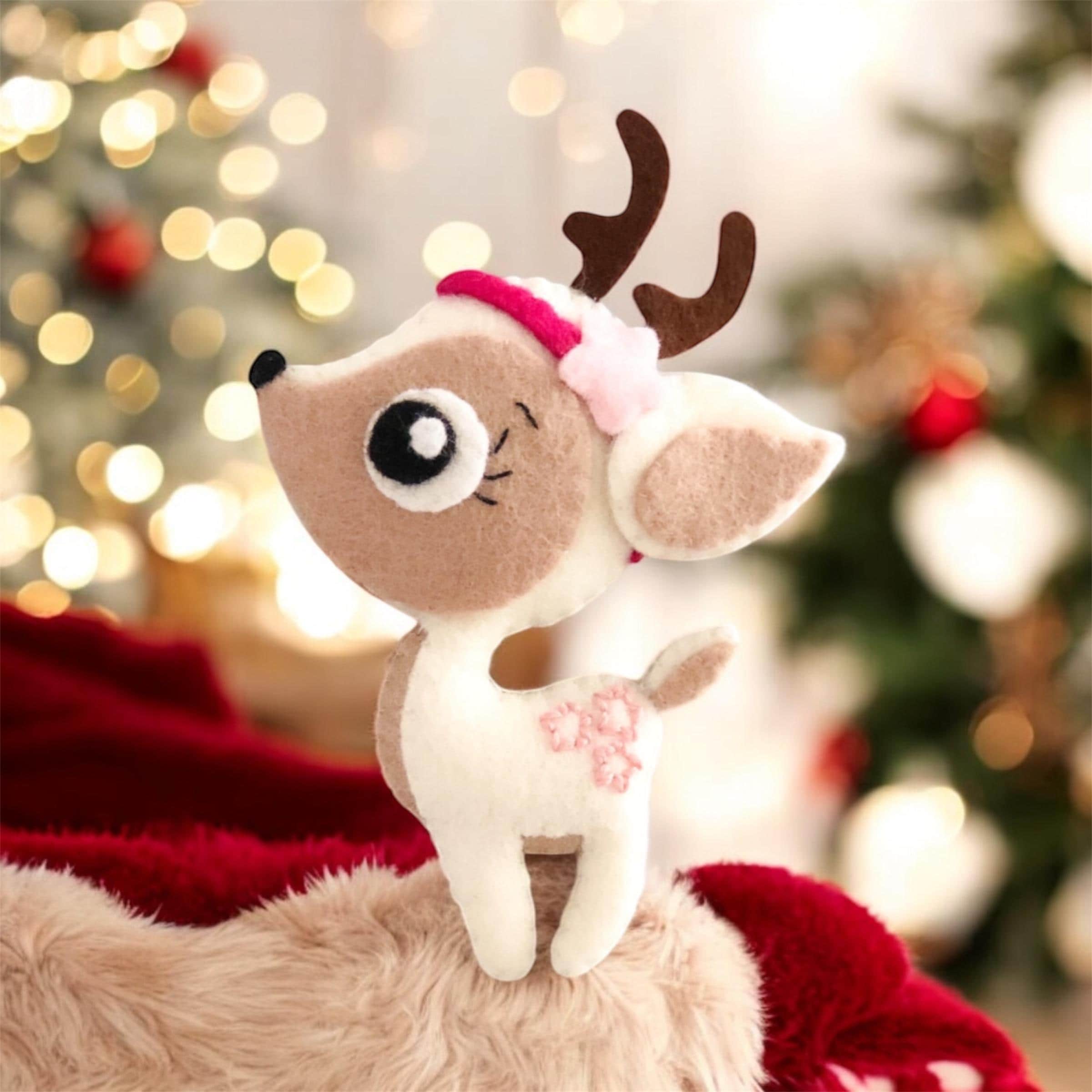 Felt Reindeer Sewing Pattern: DIY Christmas Ornament (PDF & SVG)