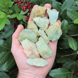 Aquamarine Natural Rough Stones: Choose How Many Pieces (Premium Quality &#39;A&#39; Grade Raw Aquamarine Crystals)