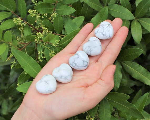 White Howlite Heart 1" - Choose How Many ('A' Grade Premium Quality White Howlite Crystal Hearts)