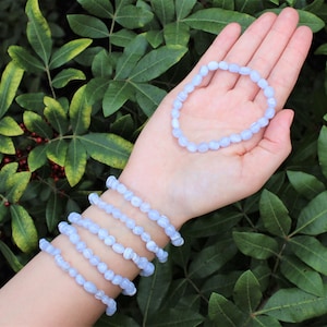 Blue Lace Agate Tumbled Gemstone Bracelet: 6-8 mm Crystals (Premium Grade Stretch Nugget Bracelet)