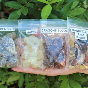Resin Incense Sampler Set of 4: Frankincense and Myrrh - Benzoin - Copal - Dragons Blood (Resin Incense Kit, Gift, Starter Kit)