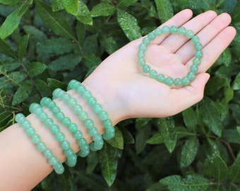 EvaDane Natural Green Aventurine Gemstone Rope Bead Winged Heart Charm Stretch Bracelet 