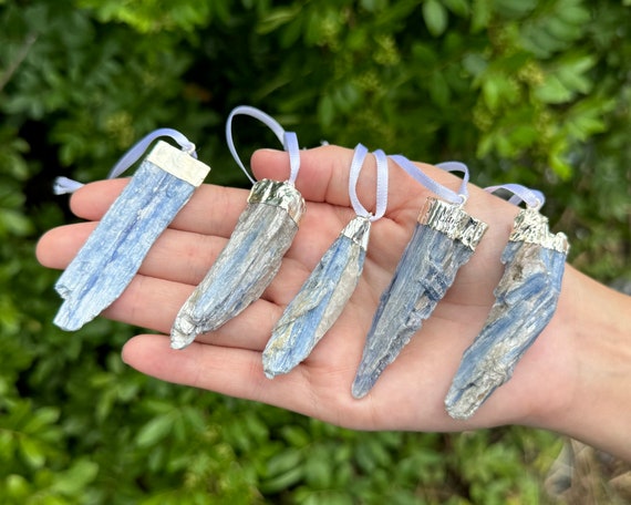 Blue Kyanite Blade Crystal Ornament (Silver Plated) - Natural Blue Kyanite Decorative Oraments (Gemstone Christmas Ornament, Home Decor)