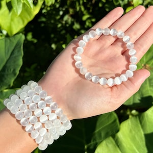 Selenite Bead Bracelet: 6 mm or 8 mm Round Crystals (Premium Grade Stretch Gemstone Bracelet, Selenite Crystal Bracelet)