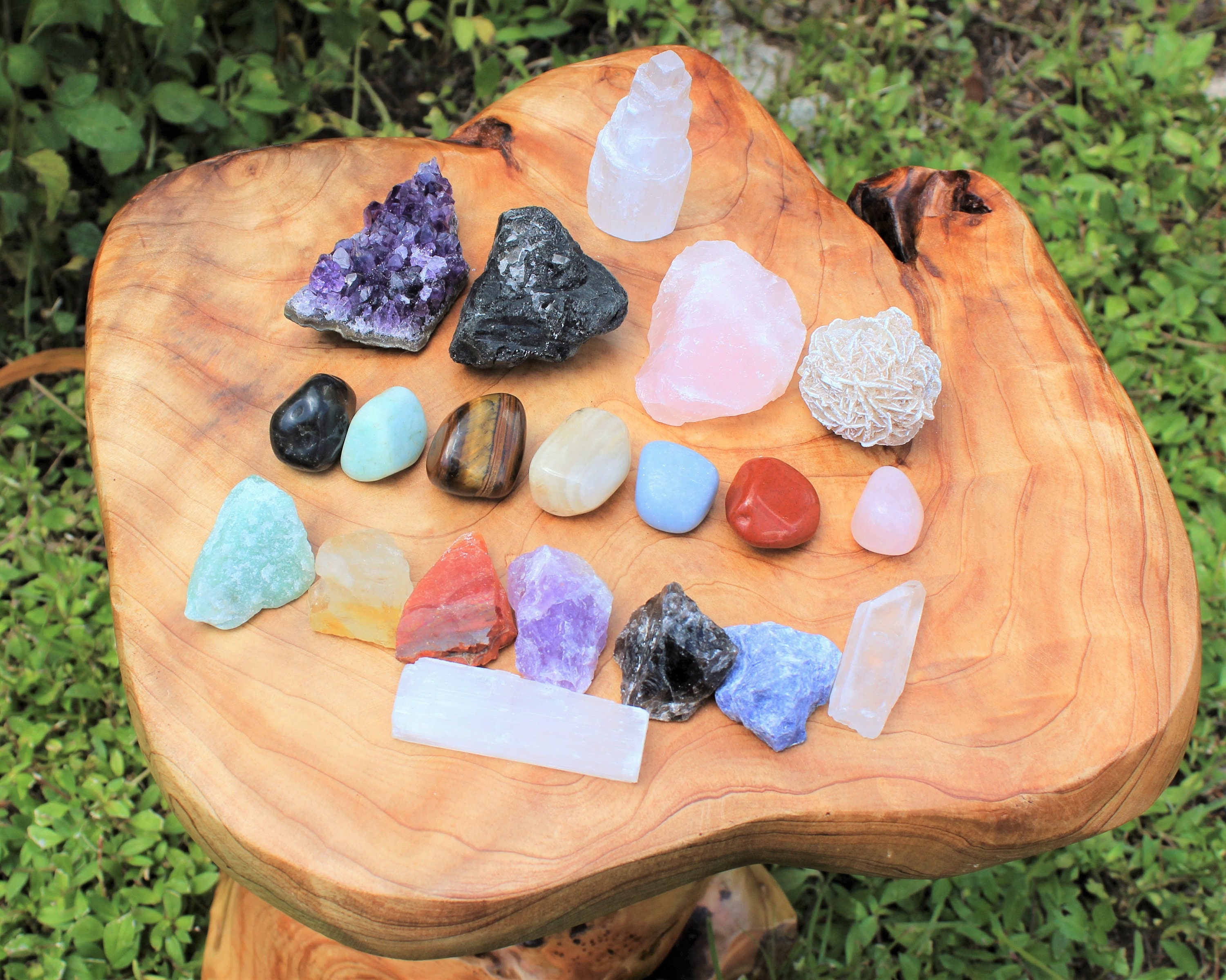 Chakra Mineral Starter Set/Crystal Healing Kit ~ 6 Colorful Mineral Stones Plus 