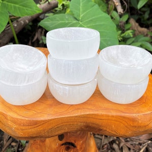 Wholesale Bulk Lot of 7 Selenite Charging Bowls, Medium 3&quot; White Offering Bowl (Selenite Crystal Cleaning Bowl, Charging & Purification)